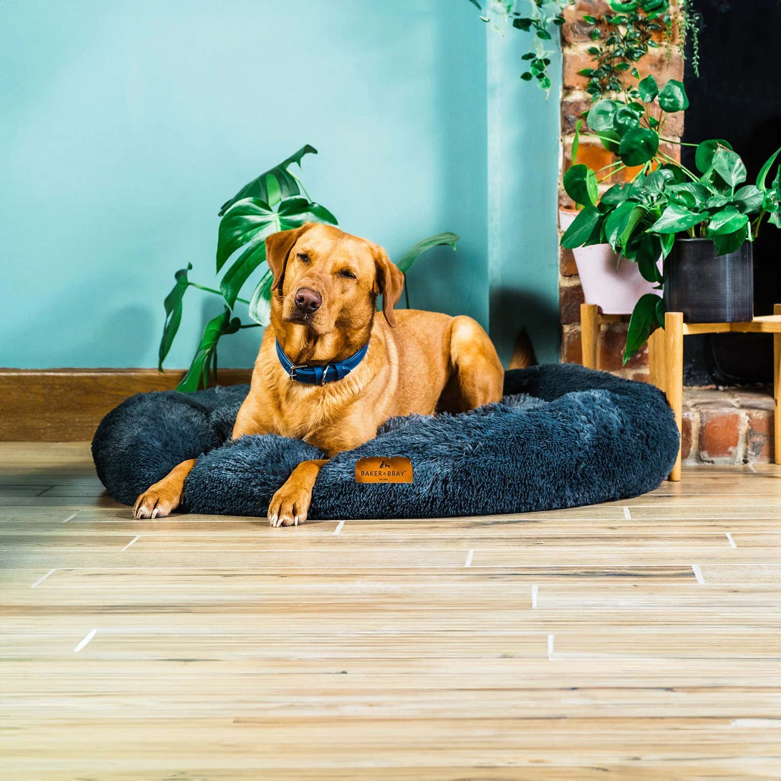 The Donut - Eco Friendly Luxury Calming Donut Dog Bed, Dark Grey - Image 10